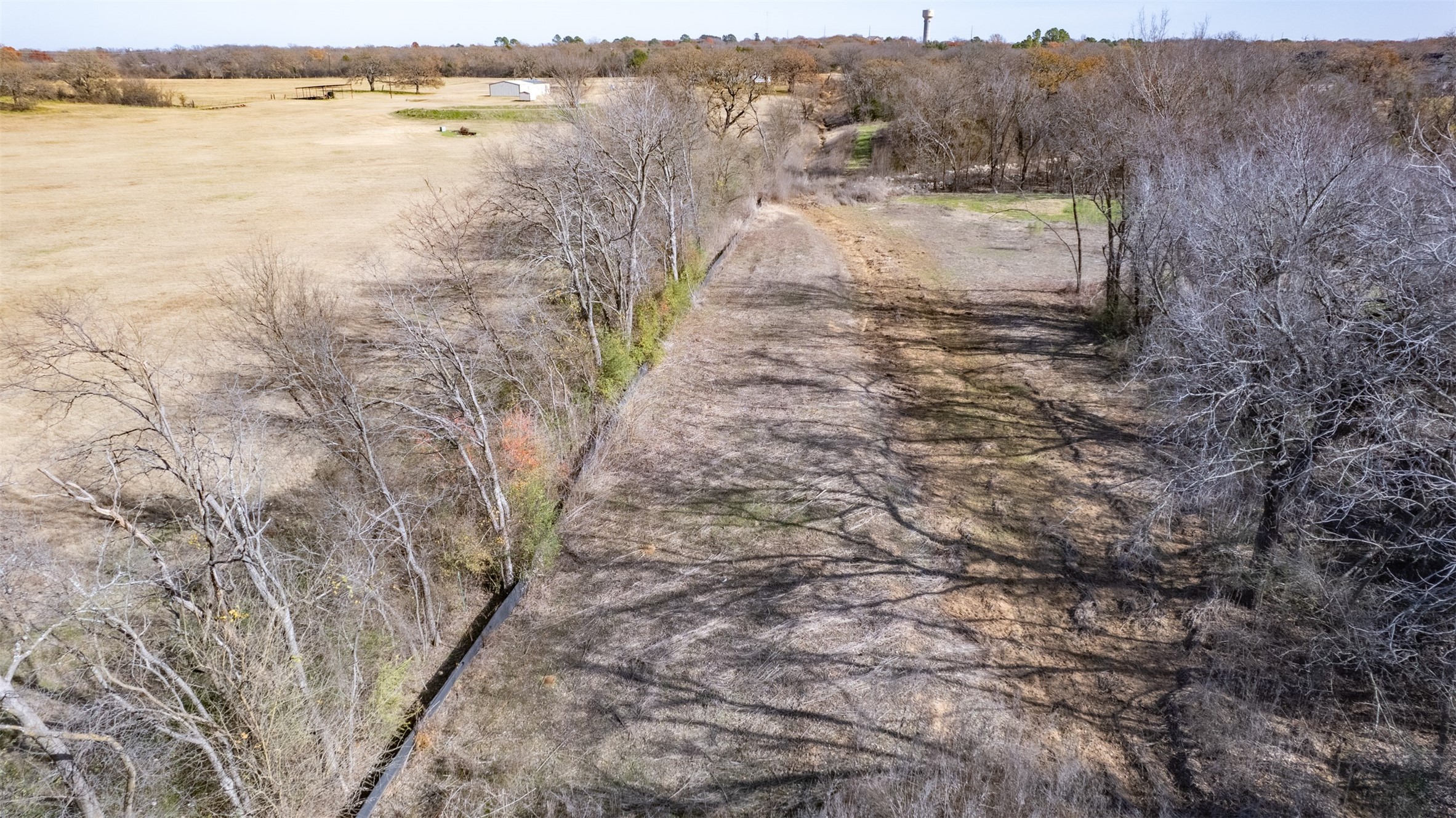 1665 Private Burleson TX 76028