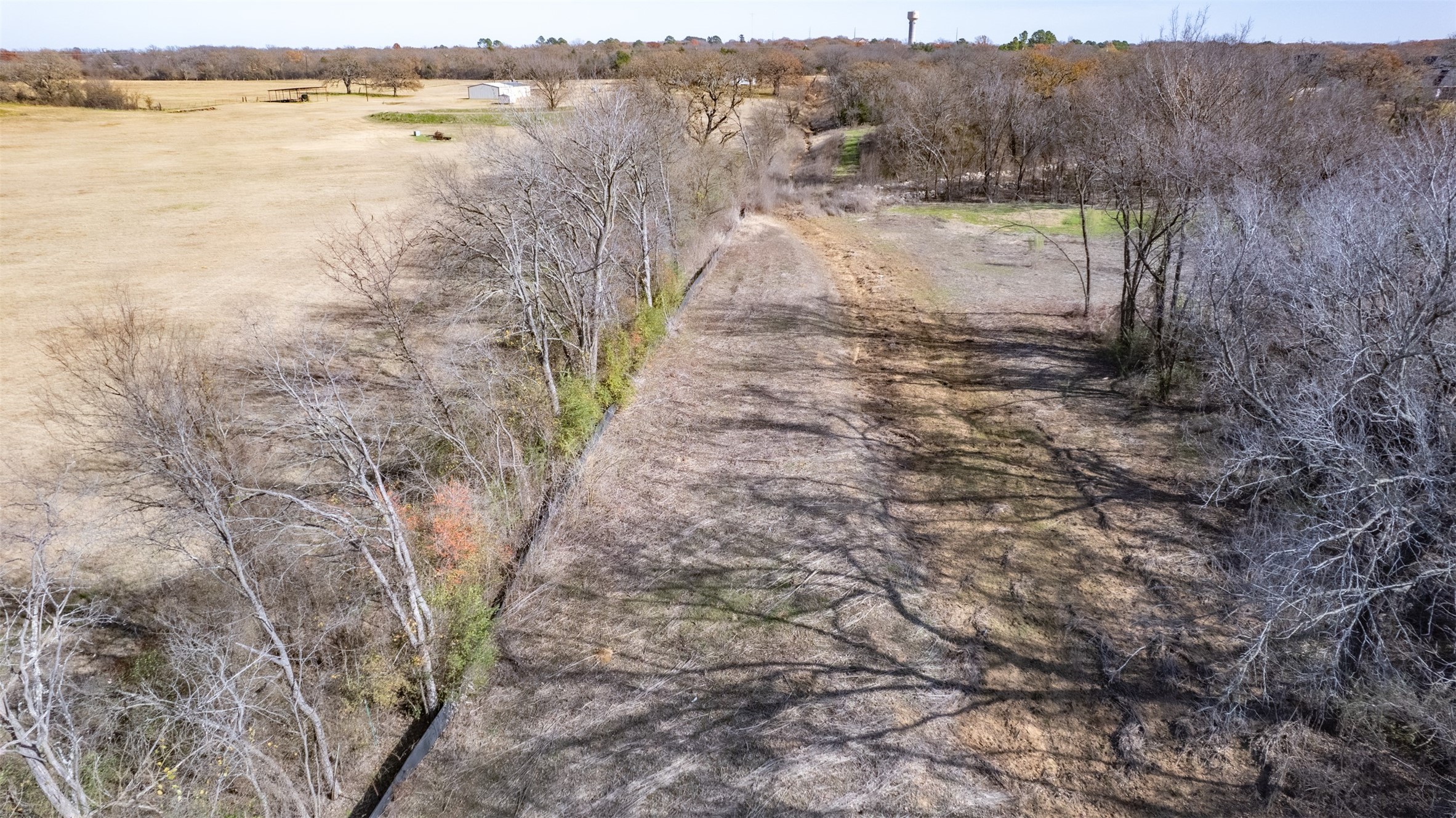 1665 Private Burleson TX 76028
