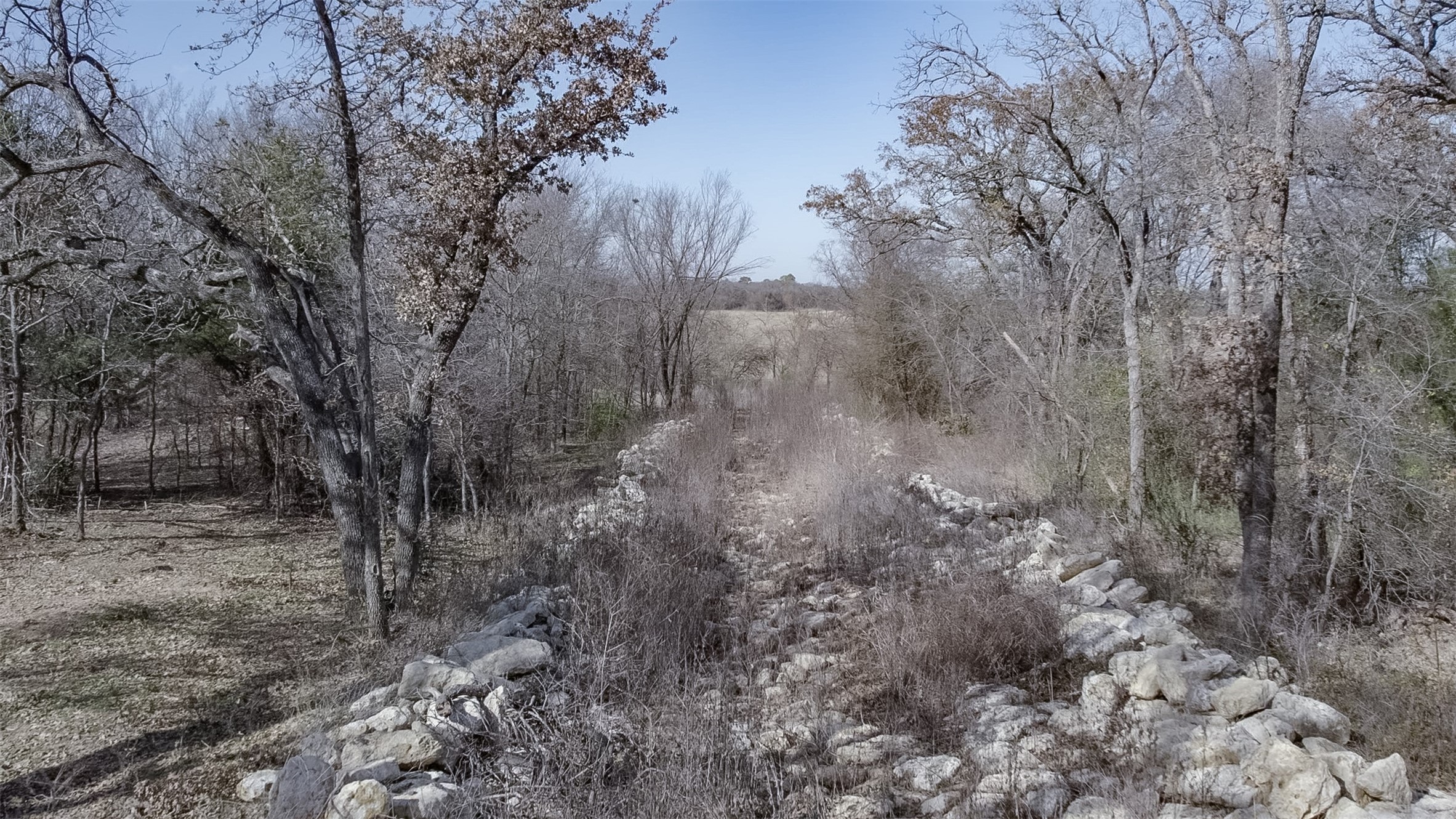 1665 Private Burleson TX 76028