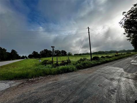 16 Acres Fm 1655 Cr-1460 Chico TX 76431