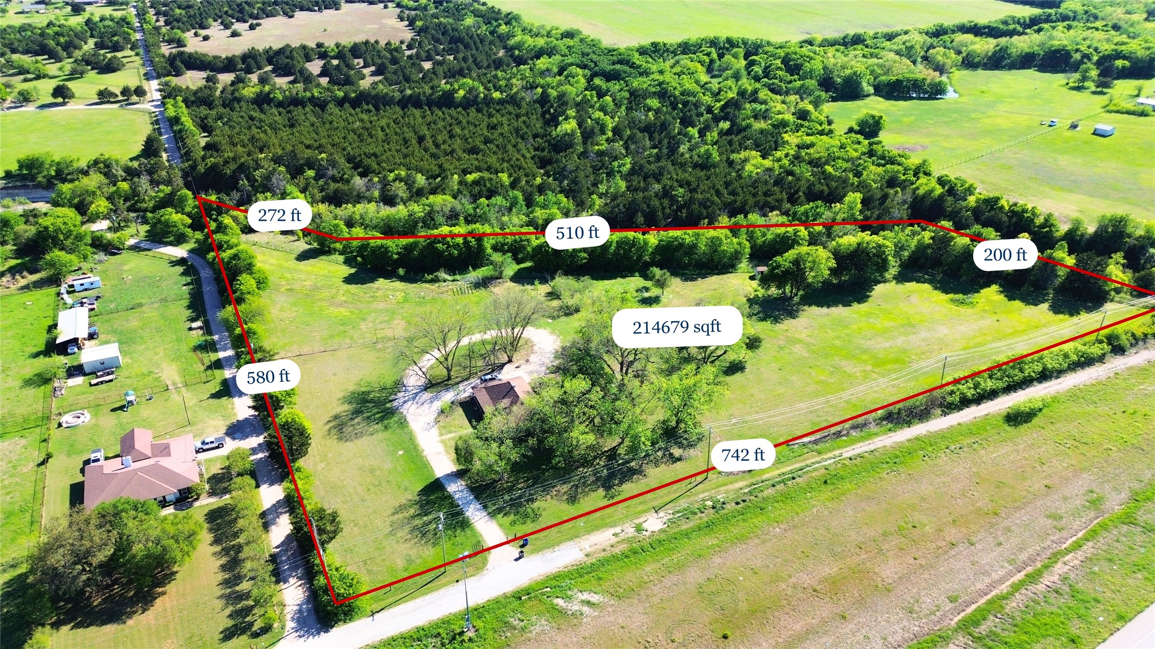1542 W Reindeer Lancaster TX 75146