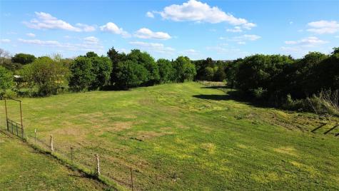 1542 W Reindeer Lancaster TX 75146