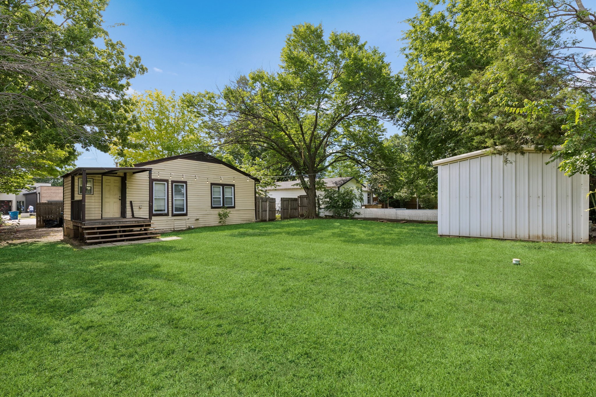 1120 Pine Street Grapevine TX 75050