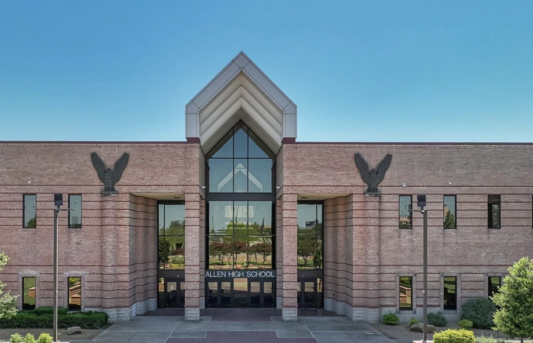 379 N Cedar Road Allen TX 75002