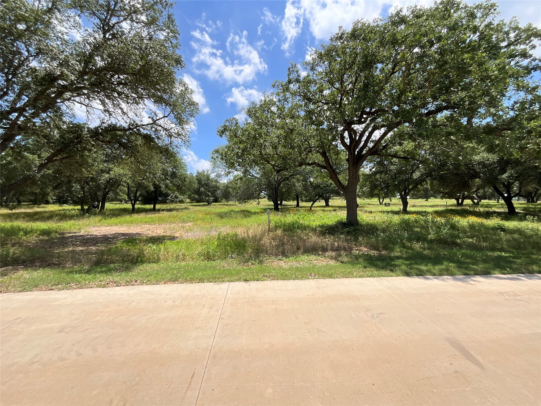 109 Mallard Lane Columbus TX 78934