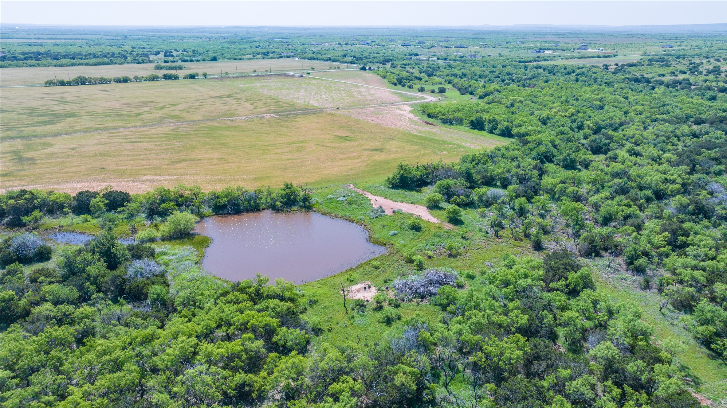 204 Cr 180 Ovalo TX 79541