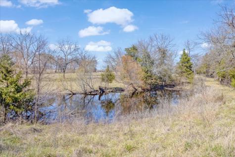 1966 County Road 2980 Windom TX 75492