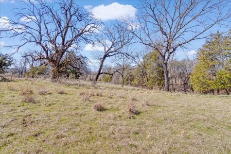 1966 County Road 2980 Windom TX 75492
