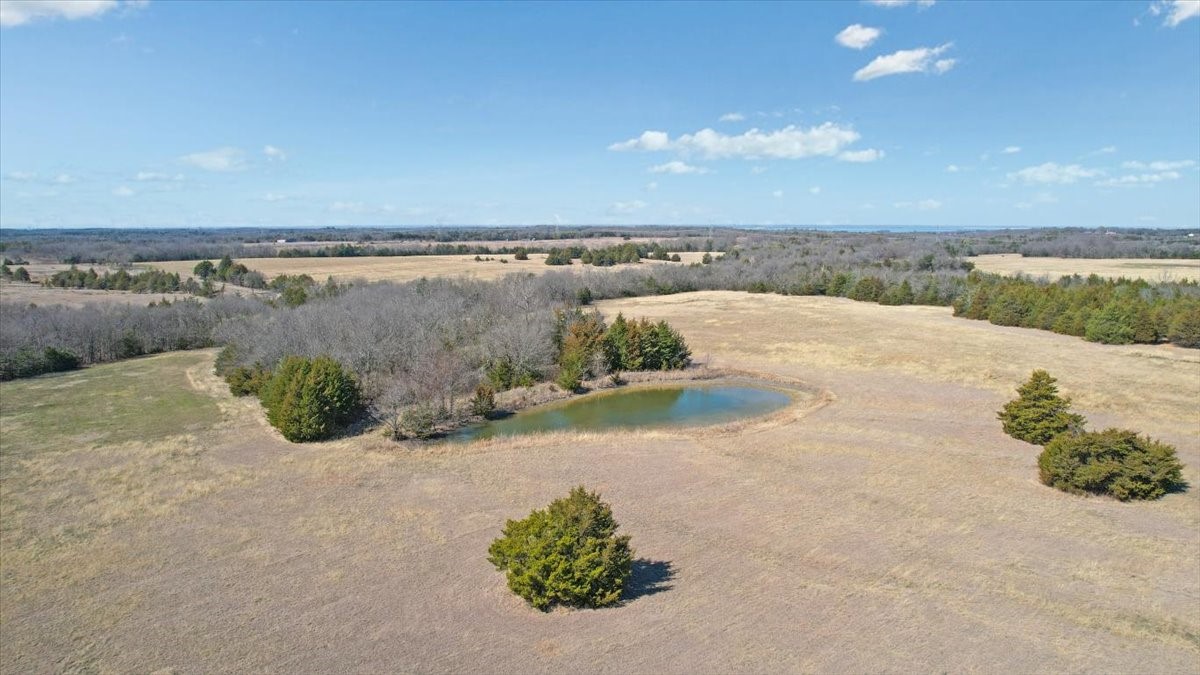 1966 County Road 2980 Windom TX 75492