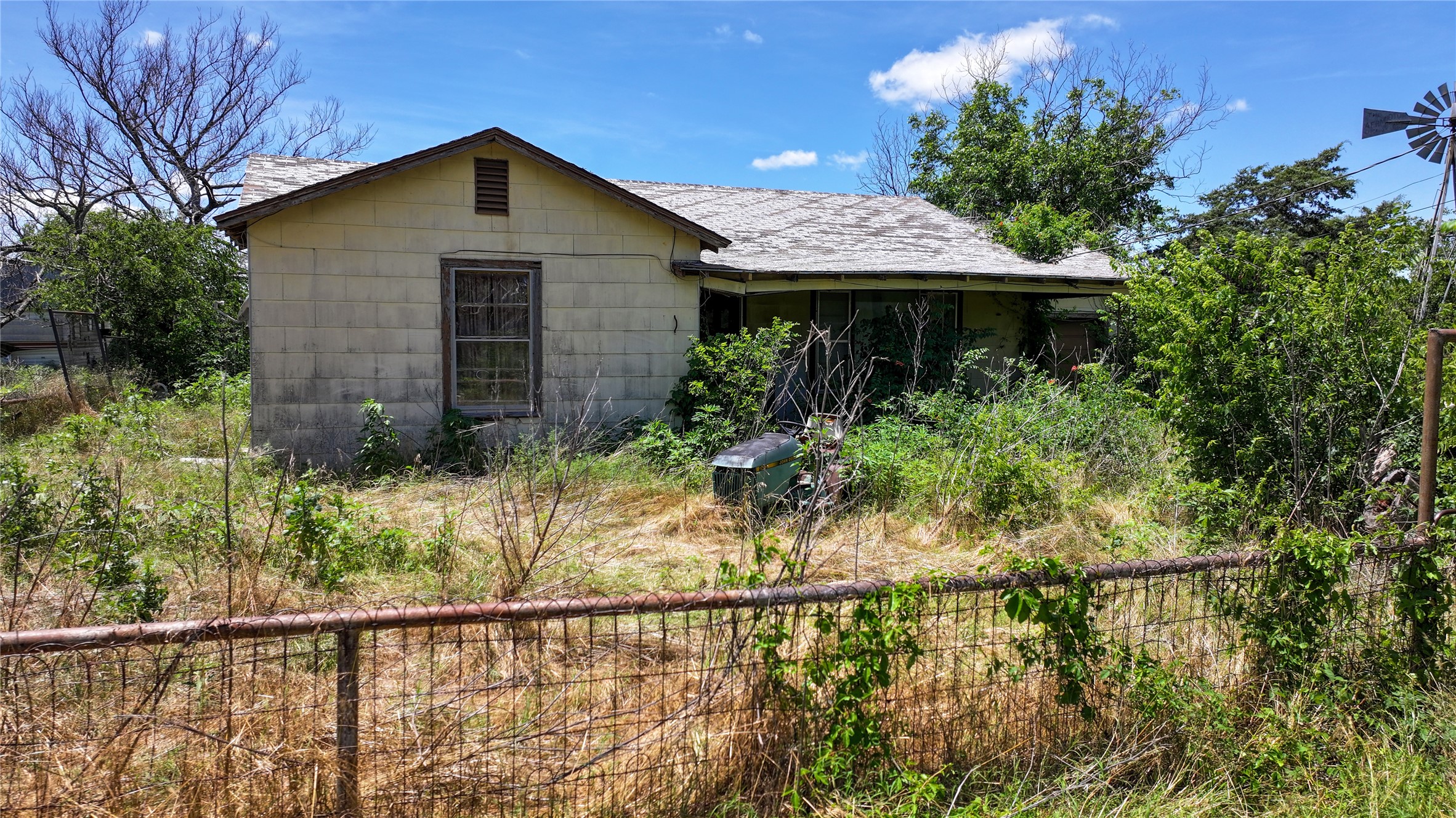 1409 Flagley Road Nocona TX 76255