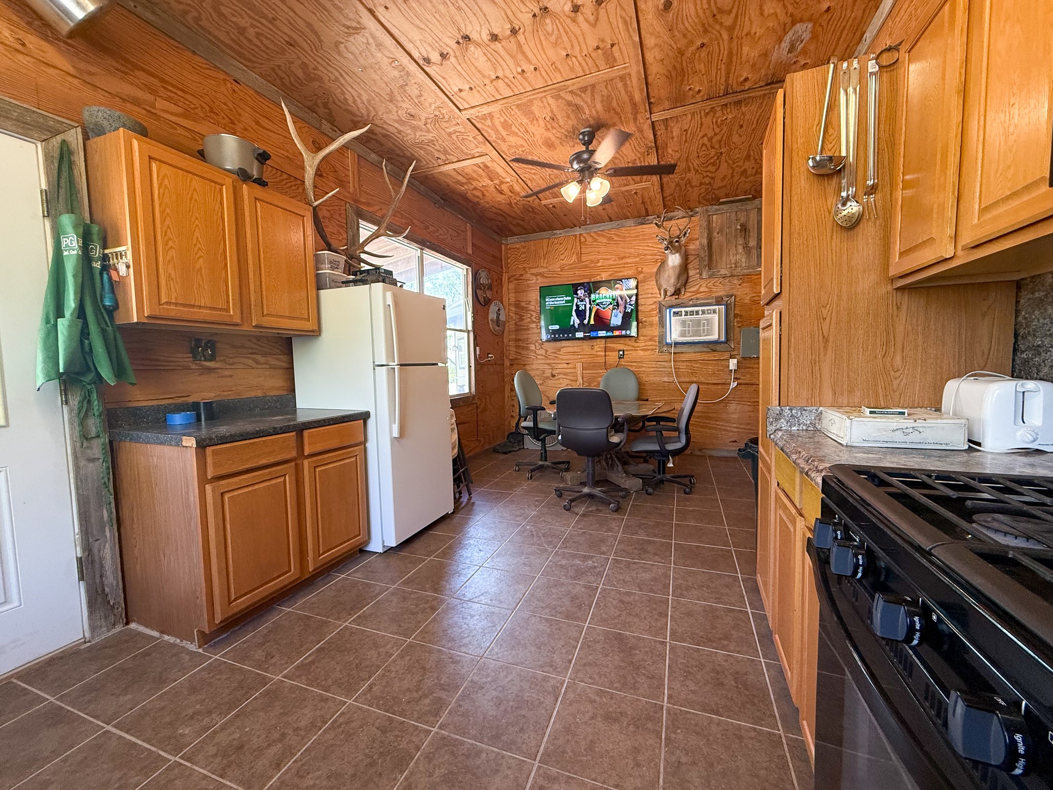 1124 County Road 322 Voss TX 76888