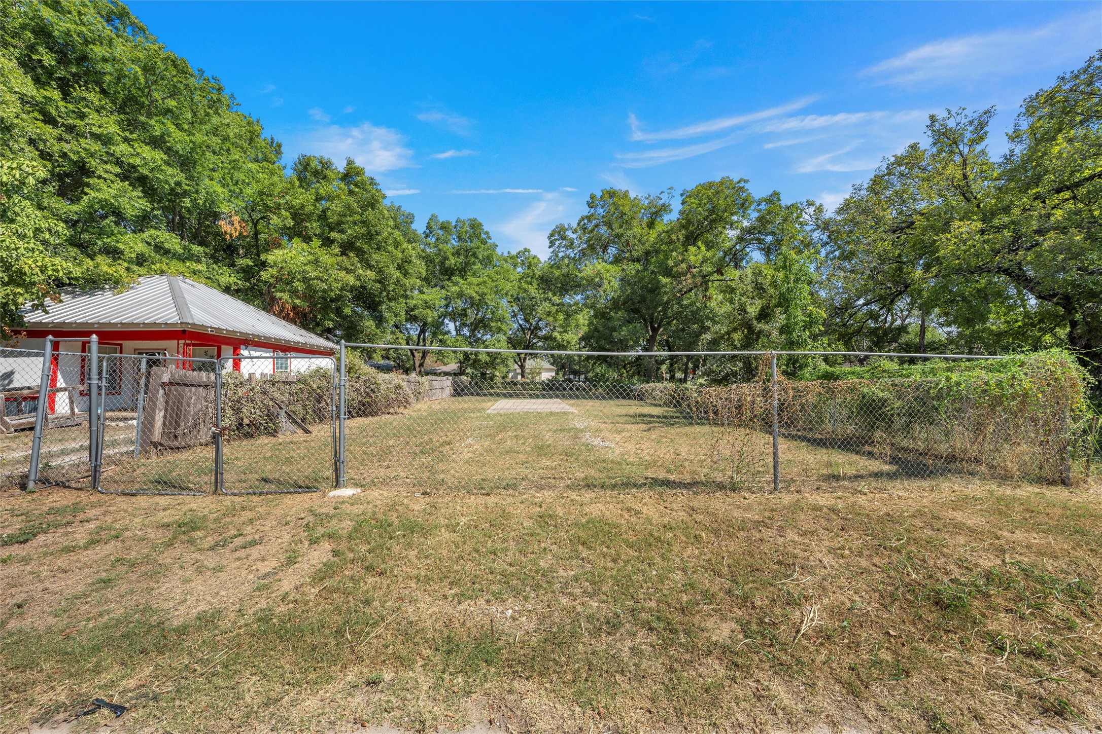 1003 E Clay Street Waco TX 76704