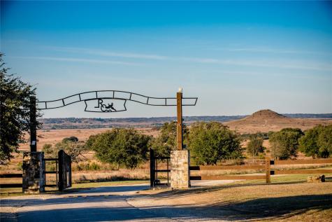 285 Emma Jean Trail Iredell TX 76649