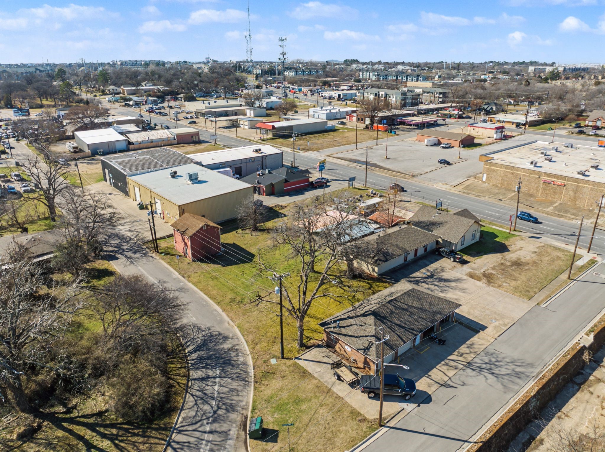606 Wainwright Street Denton TX 76201