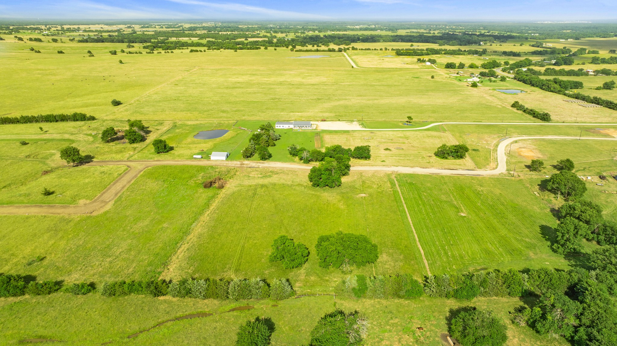 393 Private Road 33261 Sumner TX 75486