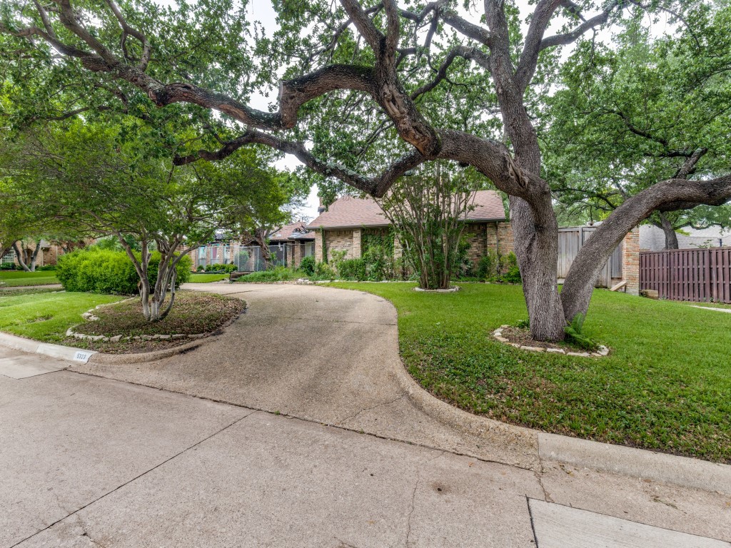 5323 Harbor Town Drive Dallas TX 75287