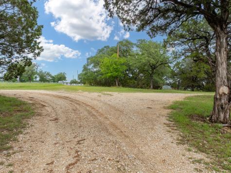 477 Private Road 1601 Clifton TX 76634