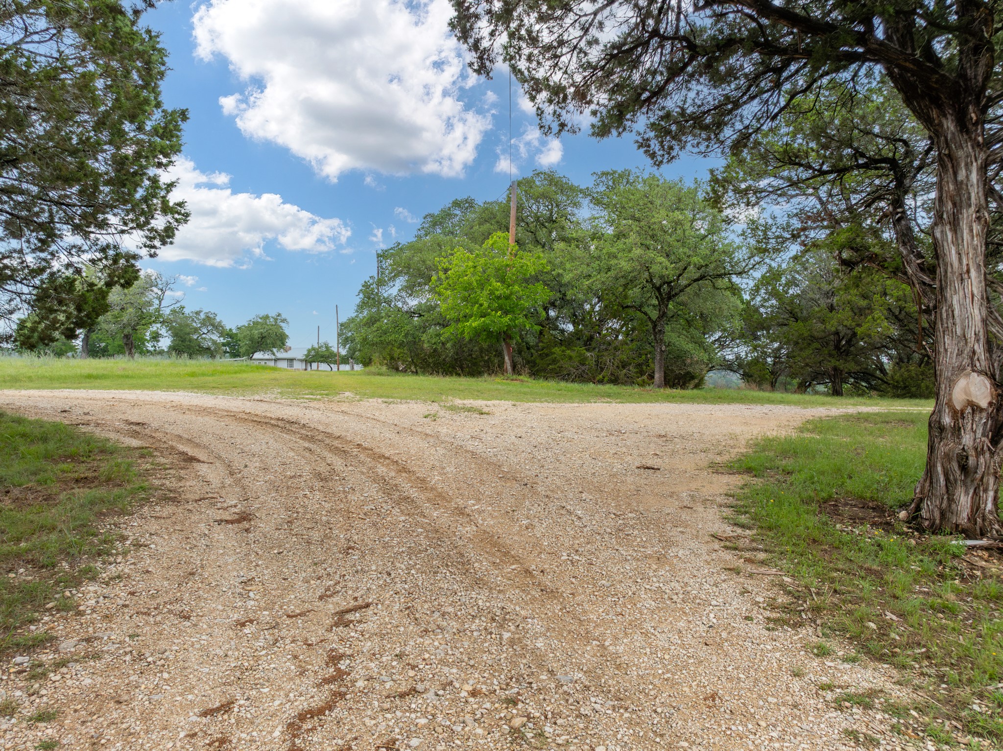477 Private Road 1601 Clifton TX 76634