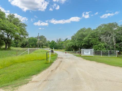 477 Private Road 1601 Clifton TX 76634