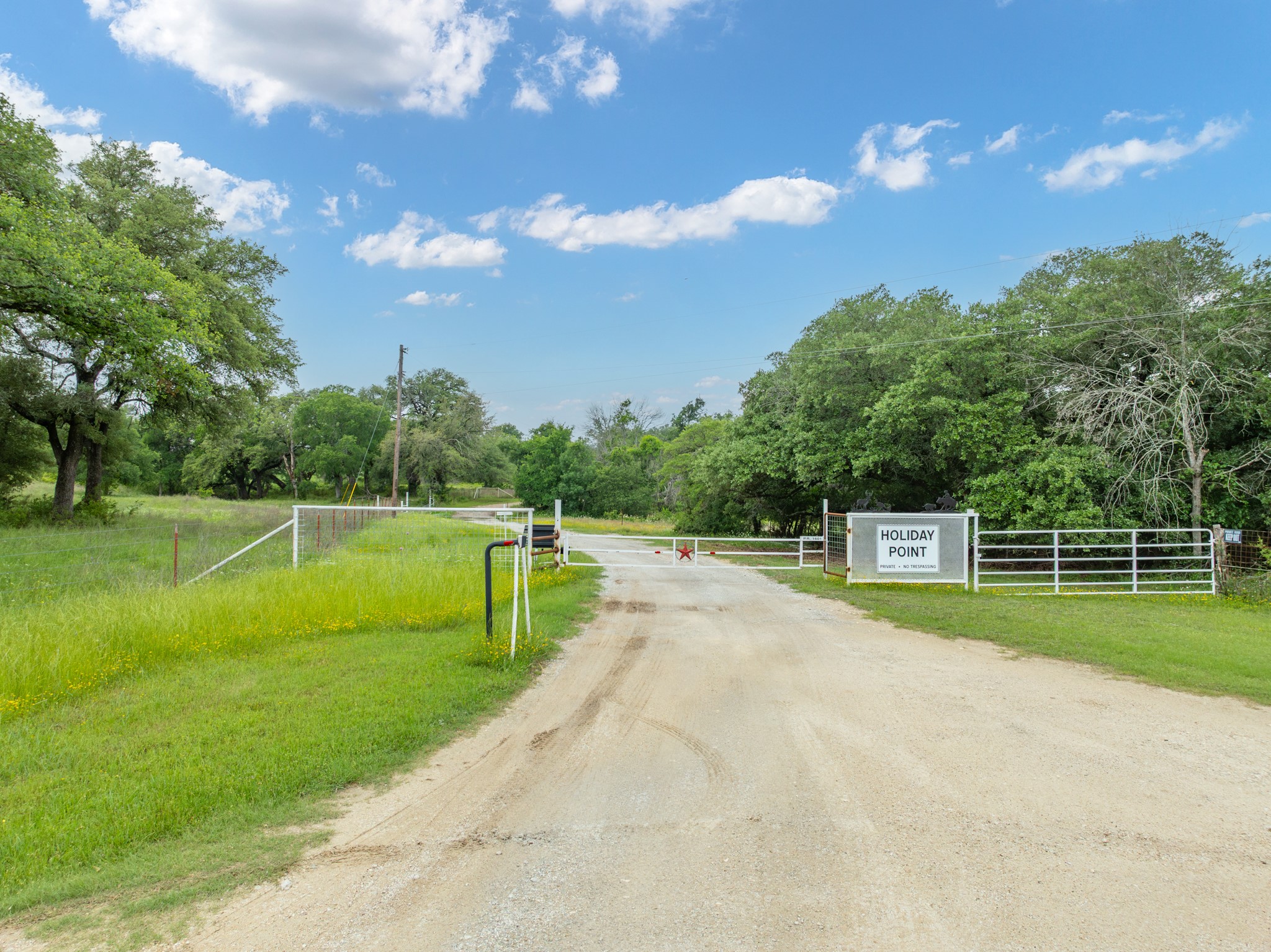 477 Private Road 1601 Clifton TX 76634
