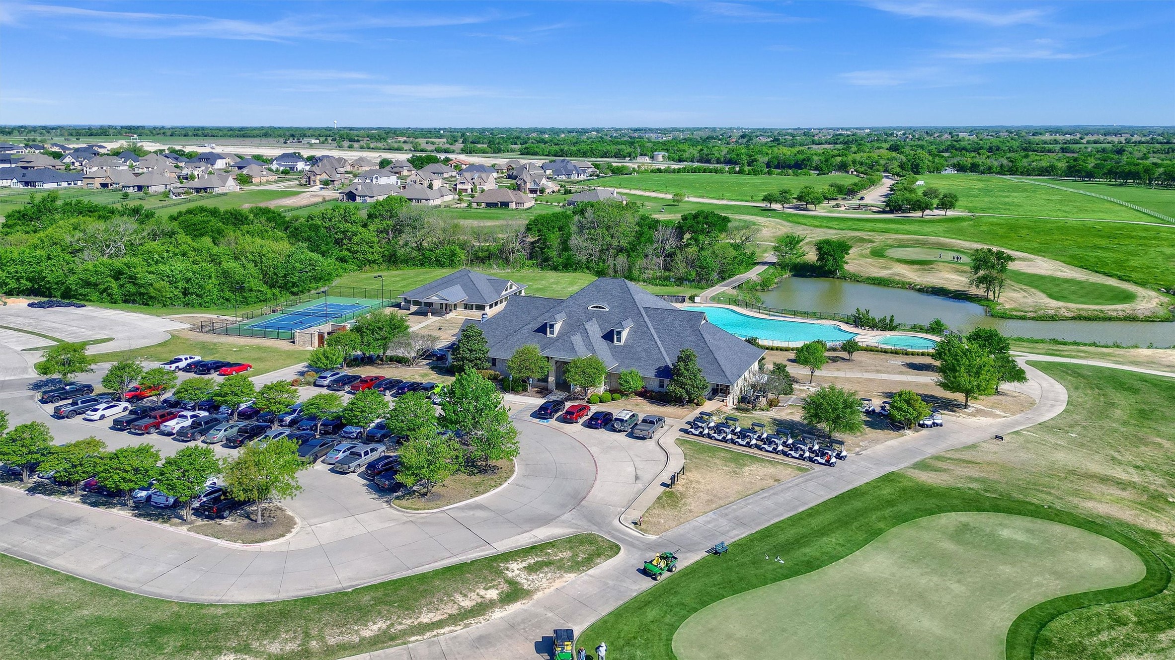 1201 Quail Creek Court Gunter TX 75058