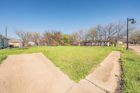 1054 Bransford Street Fort Worth TX 76104