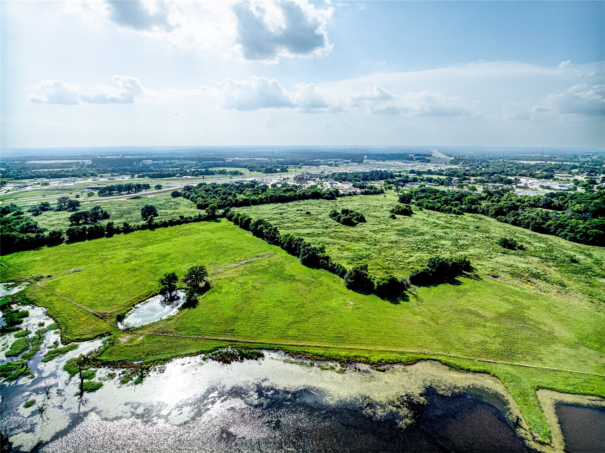 443 W Highway 84 Fairfield TX 75840