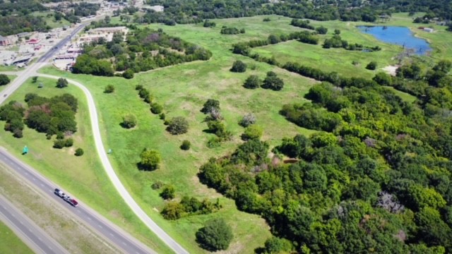 443 W Highway 84 Fairfield TX 75840