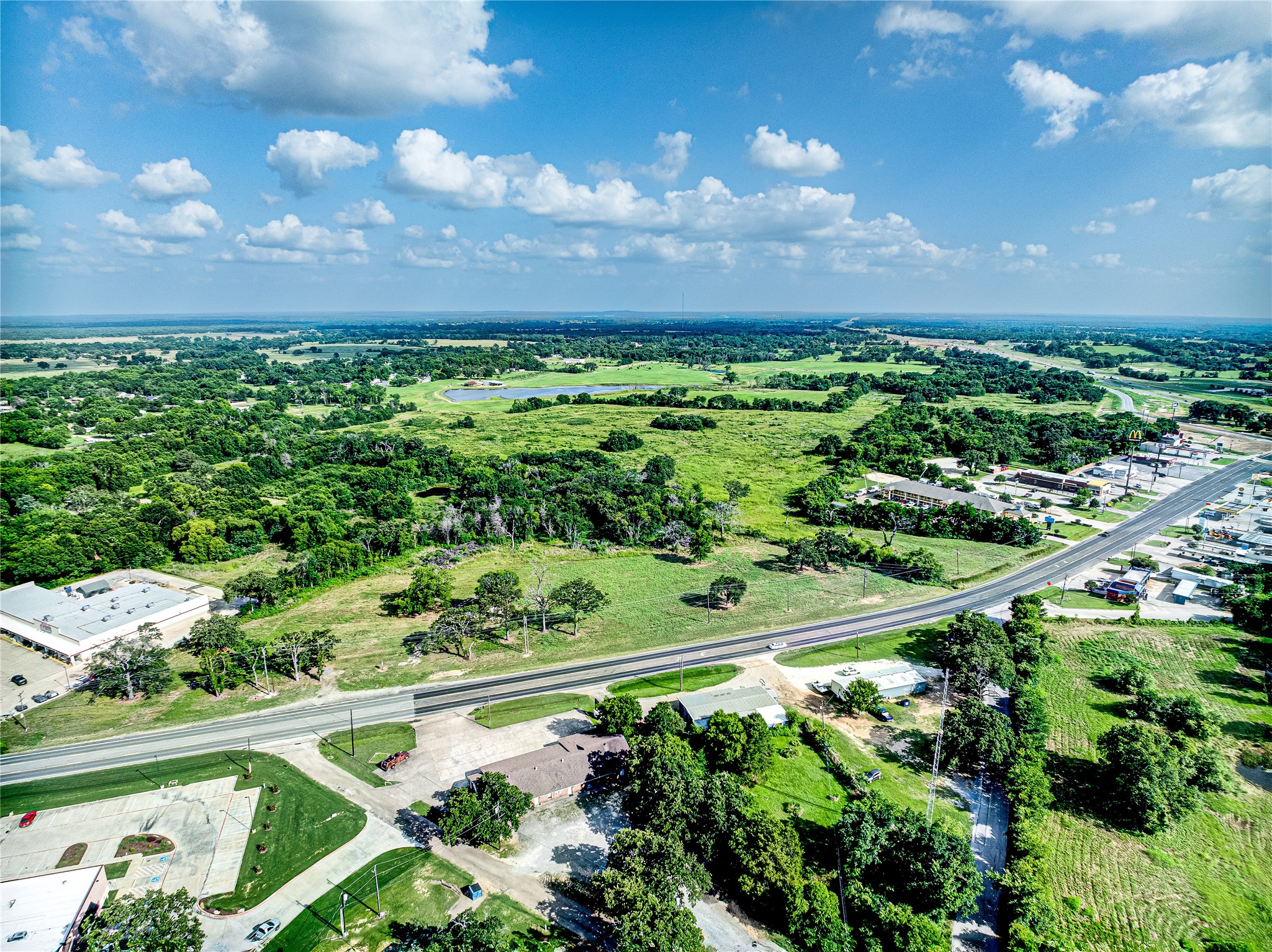443 W Highway 84 Fairfield TX 75840