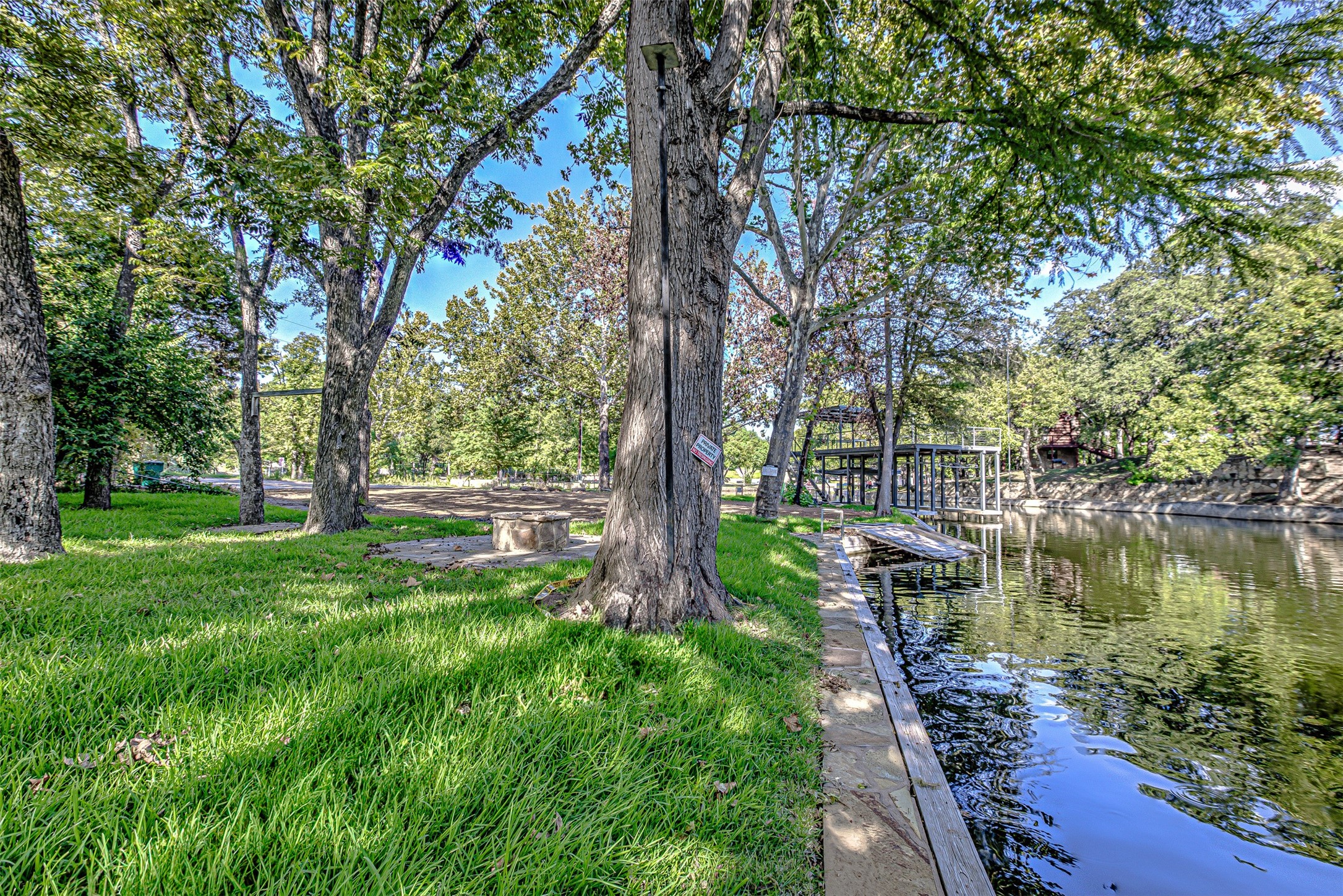 1336 S Lakeside Drive Burnet TX 78611