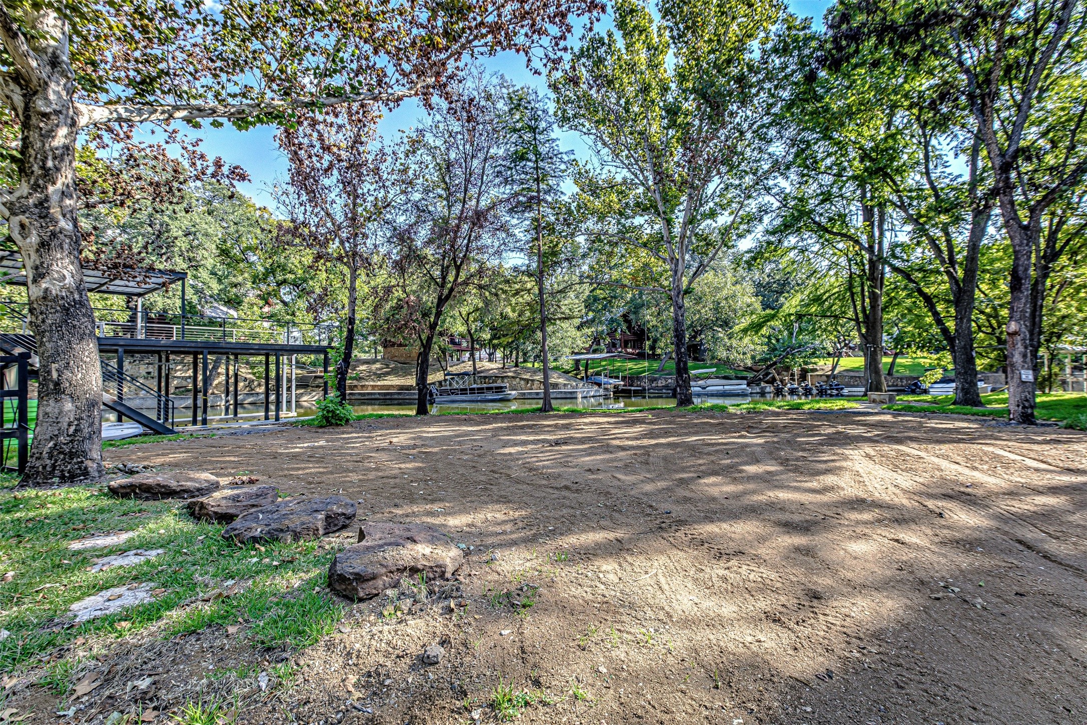 1336 S Lakeside Drive Burnet TX 78611