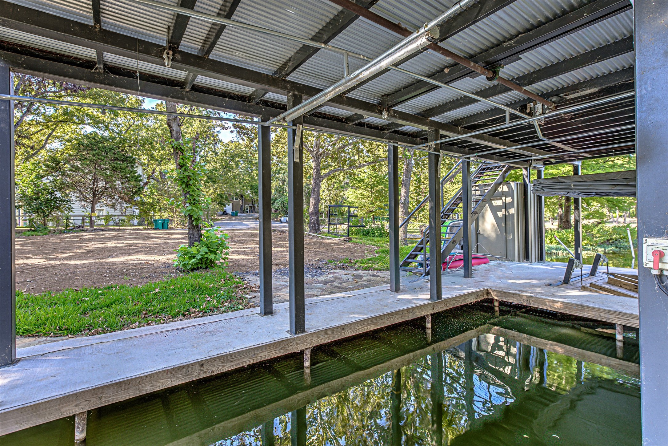 1336 S Lakeside Drive Burnet TX 78611