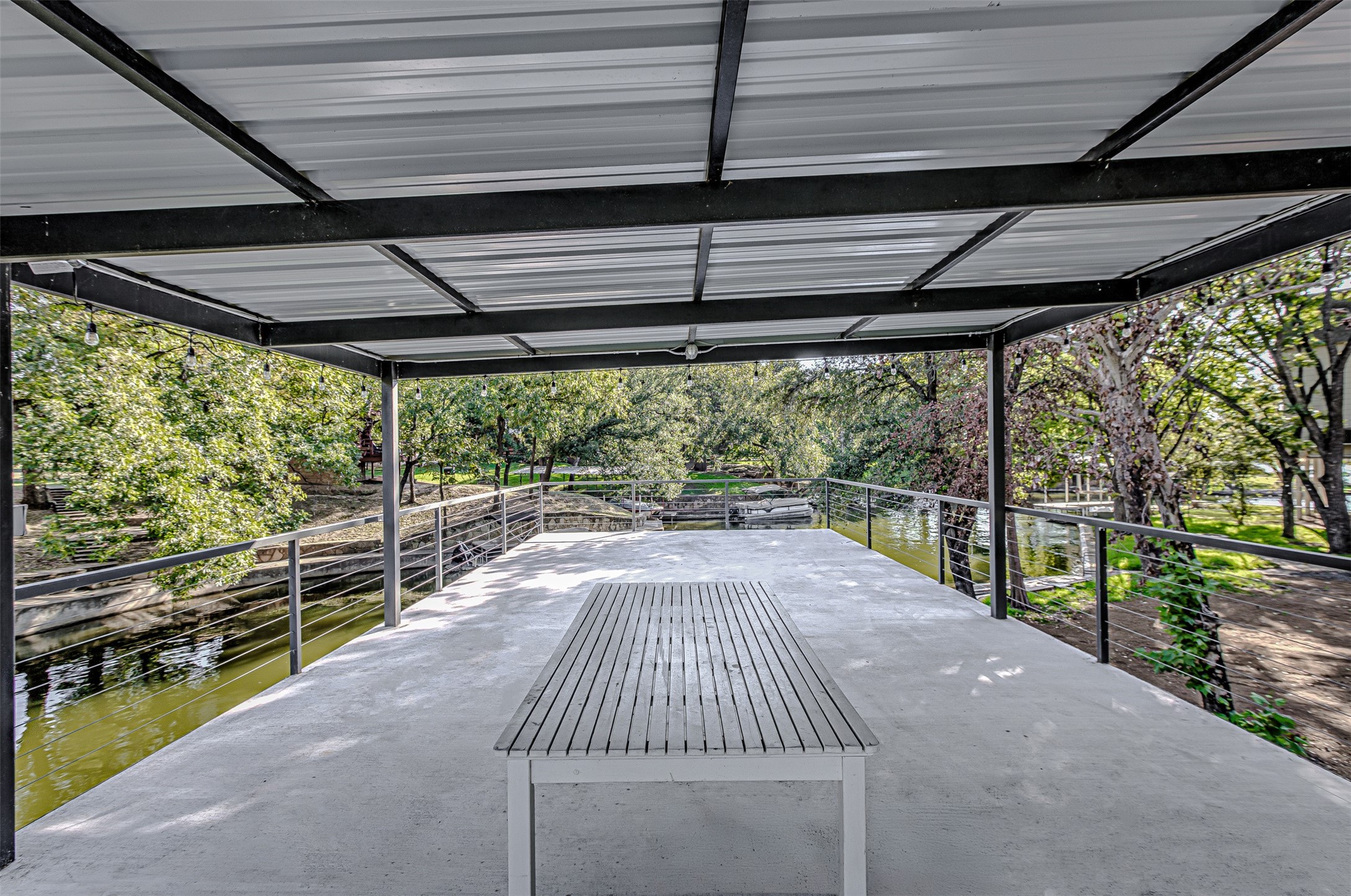 1336 S Lakeside Drive Burnet TX 78611