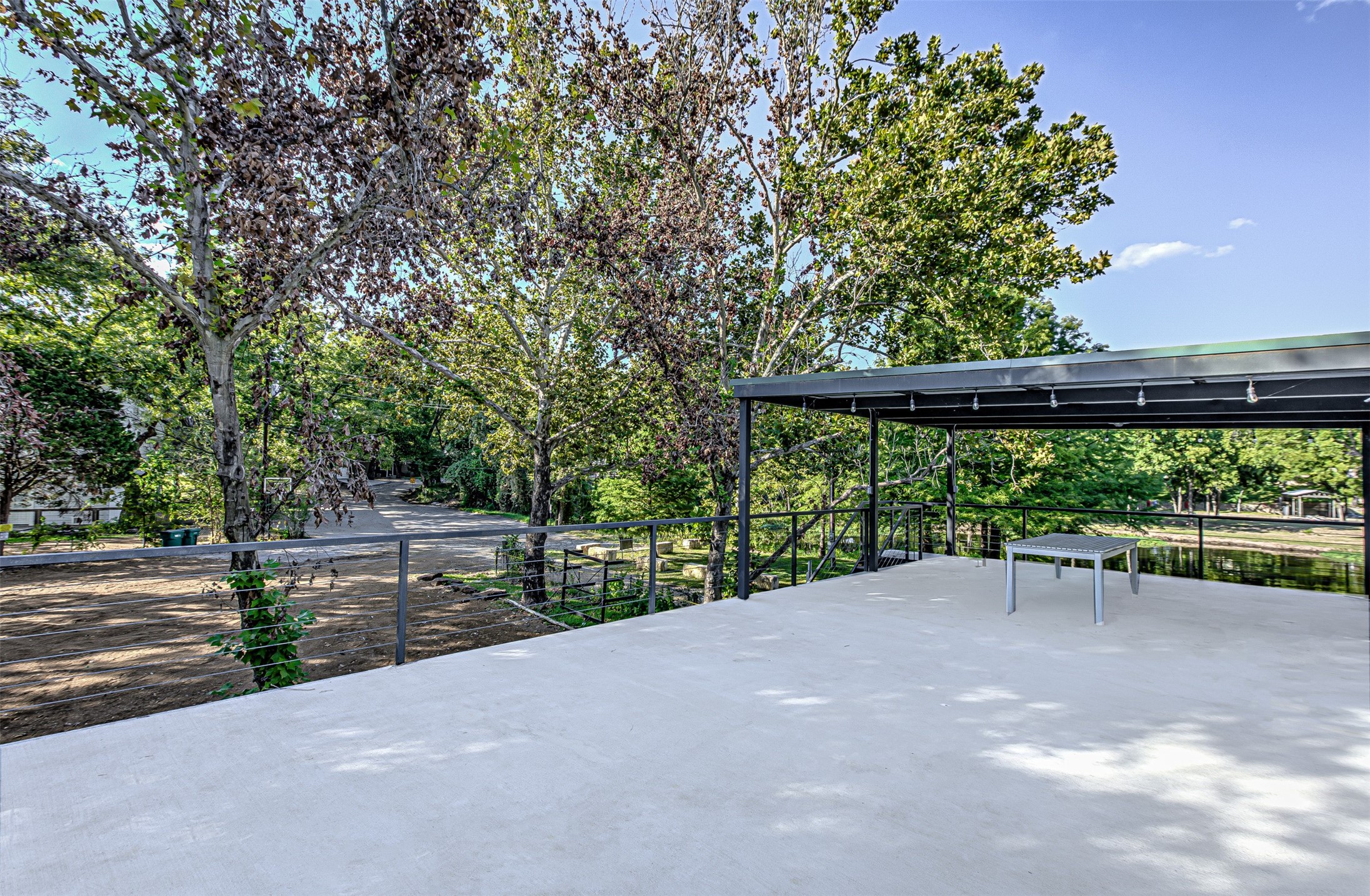 1336 S Lakeside Drive Burnet TX 78611