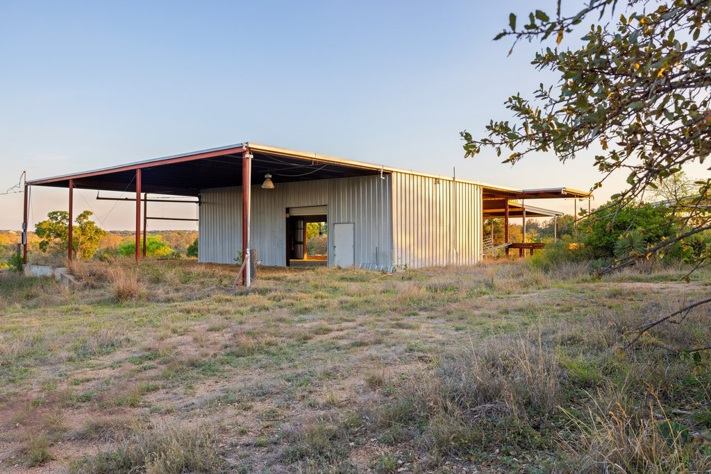 1407 County Road 311 Horseshoe Bay TX 78657