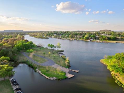 1407 County Road 311 Horseshoe Bay TX 78657