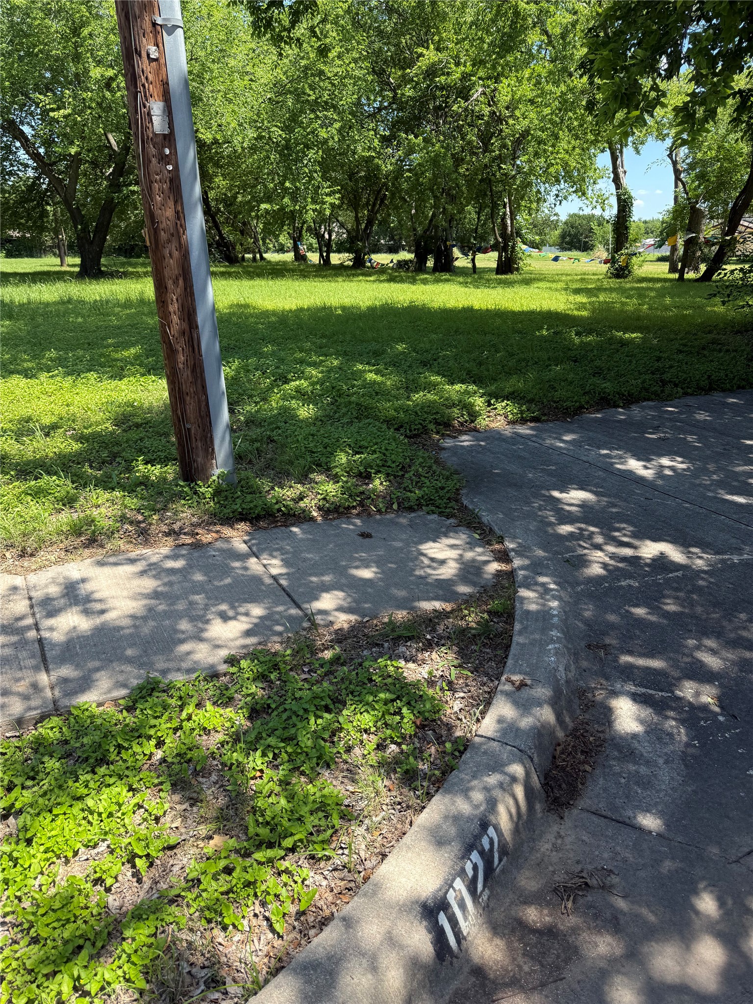 1022 Armeda Avenue Irving TX 75061