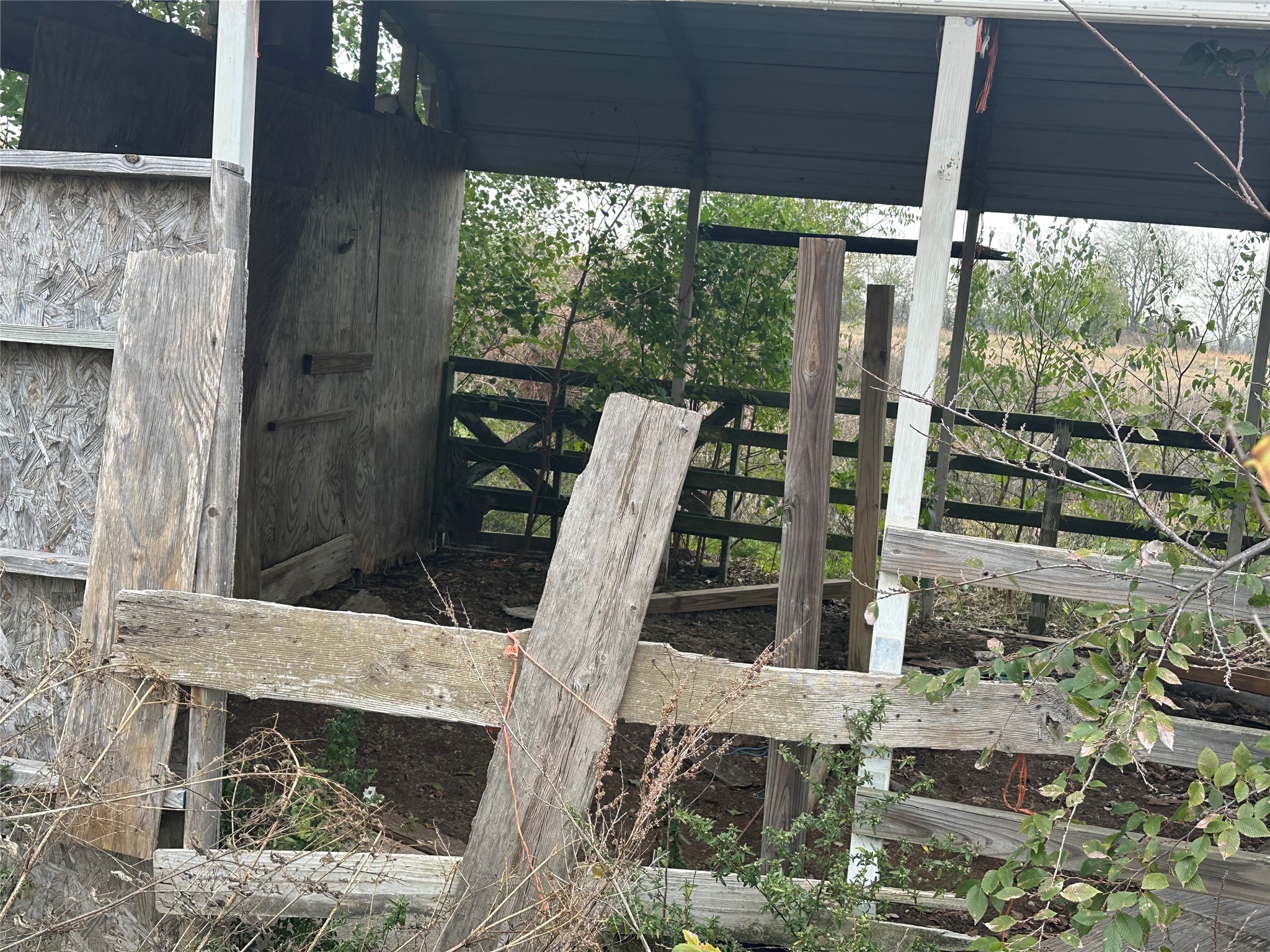 2084 Lcr 456 Groesbeck TX 76642