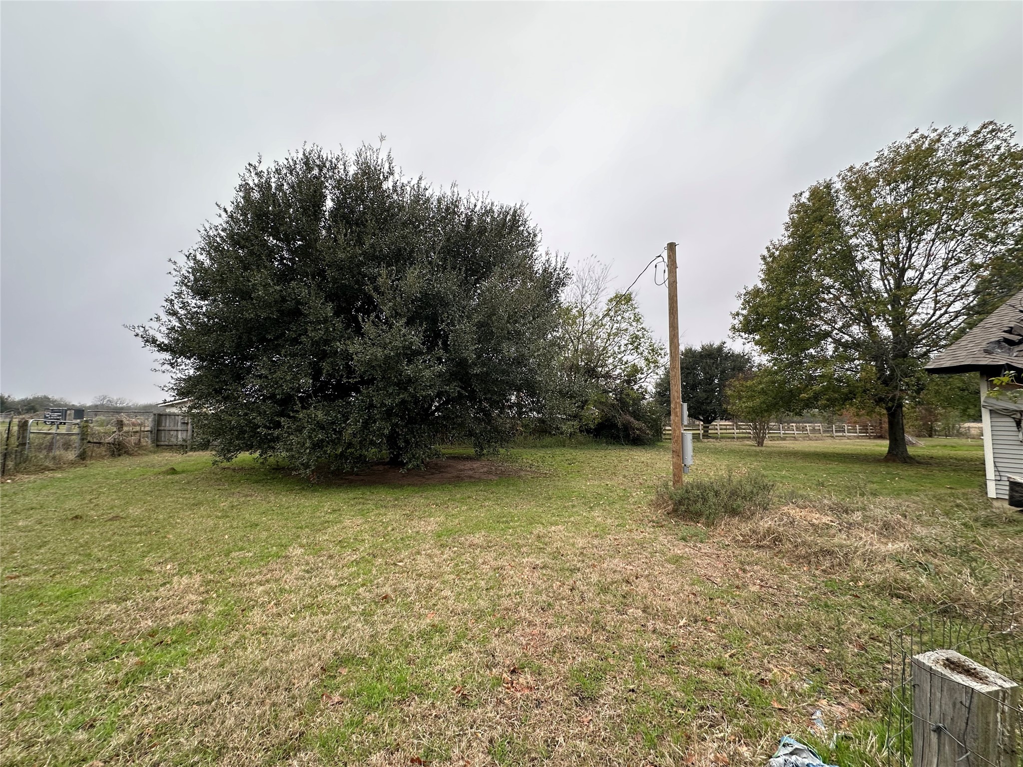 2084 Lcr 456 Groesbeck TX 76642