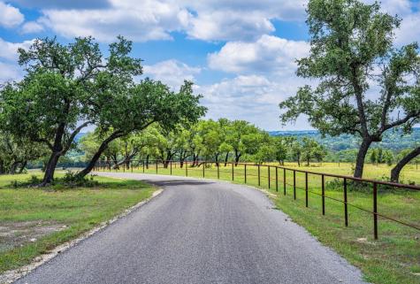 0000 Gibson-best Road Hye TX 78635