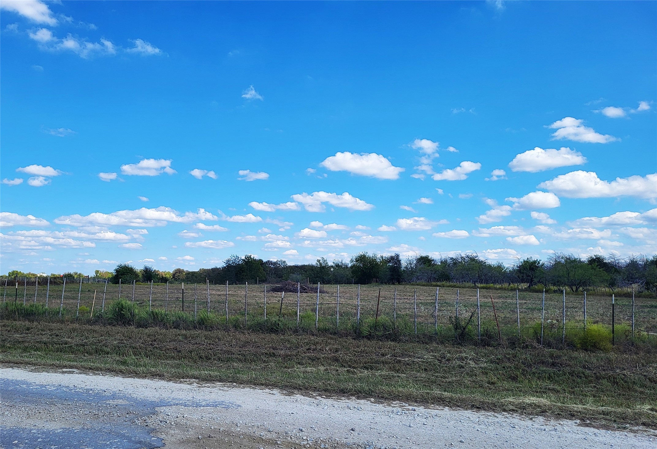 1.8 Acres Lcr 632 Groesbeck TX 76642