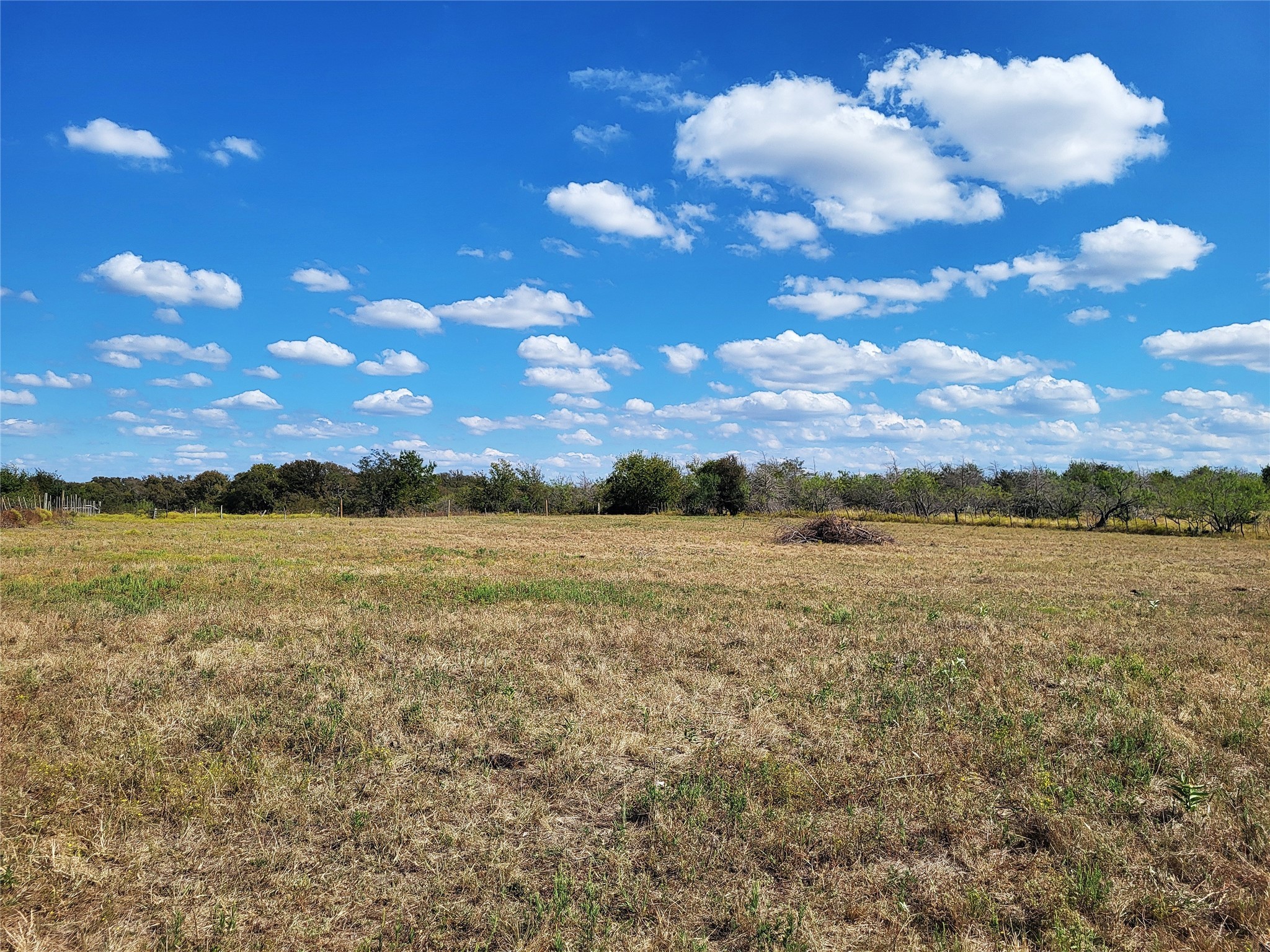 1.8 Acres Lcr 632 Groesbeck TX 76642