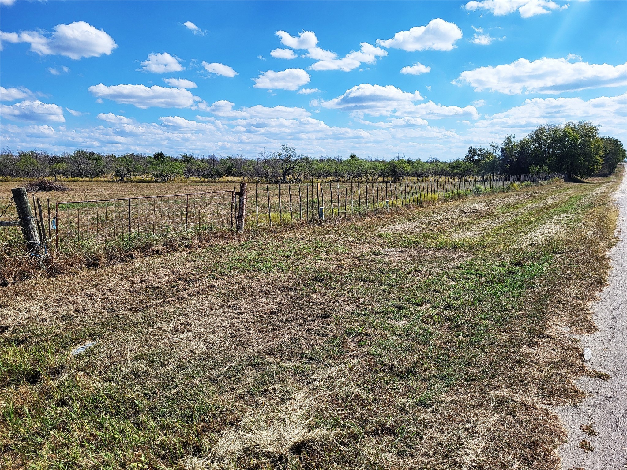 1.8 Acres Lcr 632 Groesbeck TX 76642