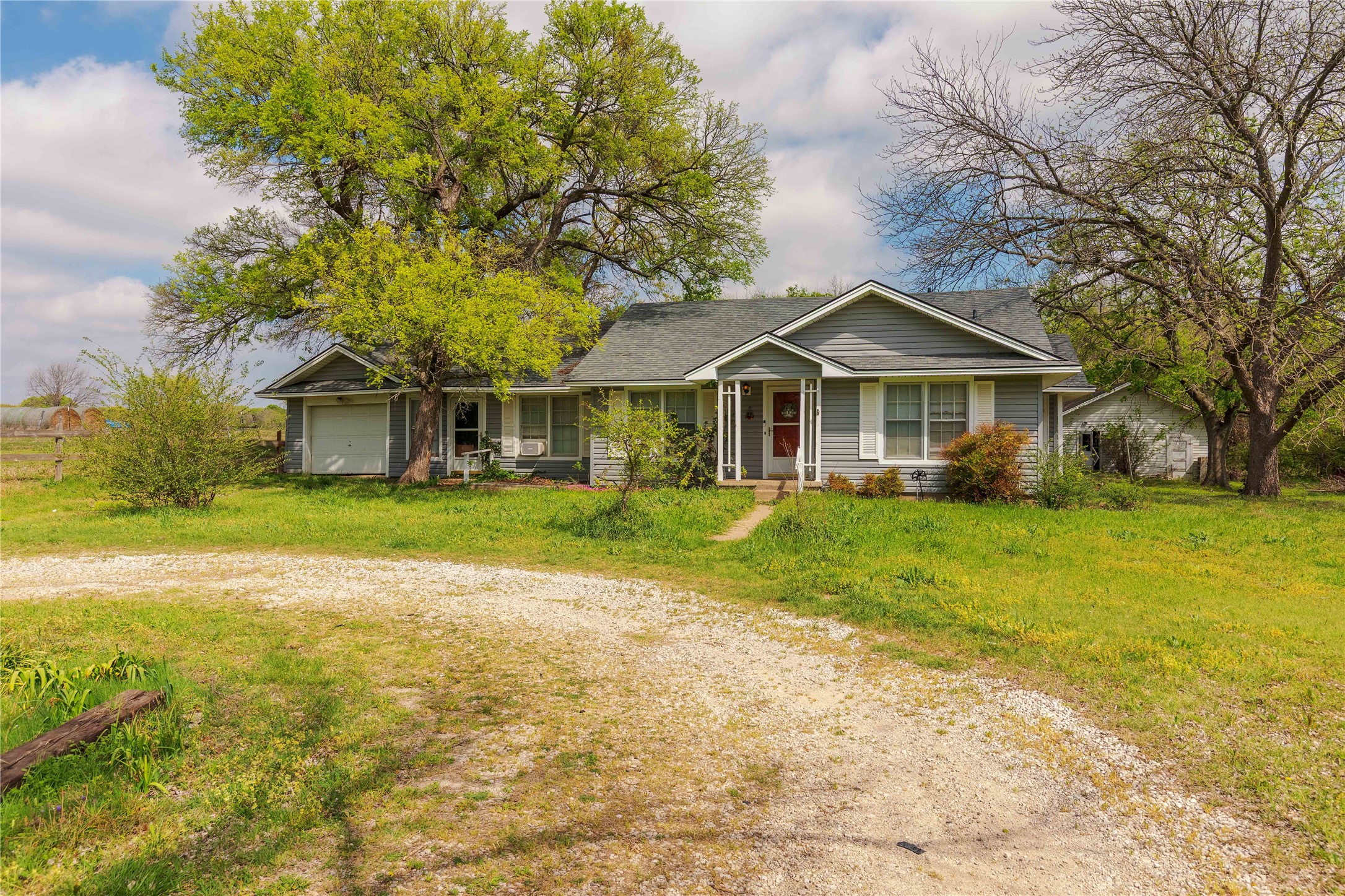 3847 Fm 3133 Van Alstyne TX 75495