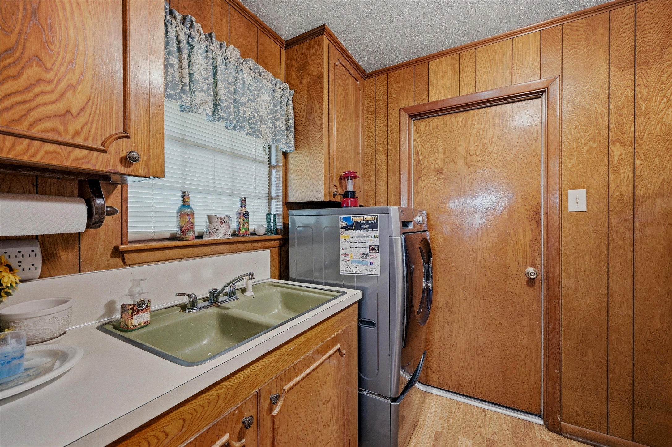 208 Cedar Street Ravenna TX 75476