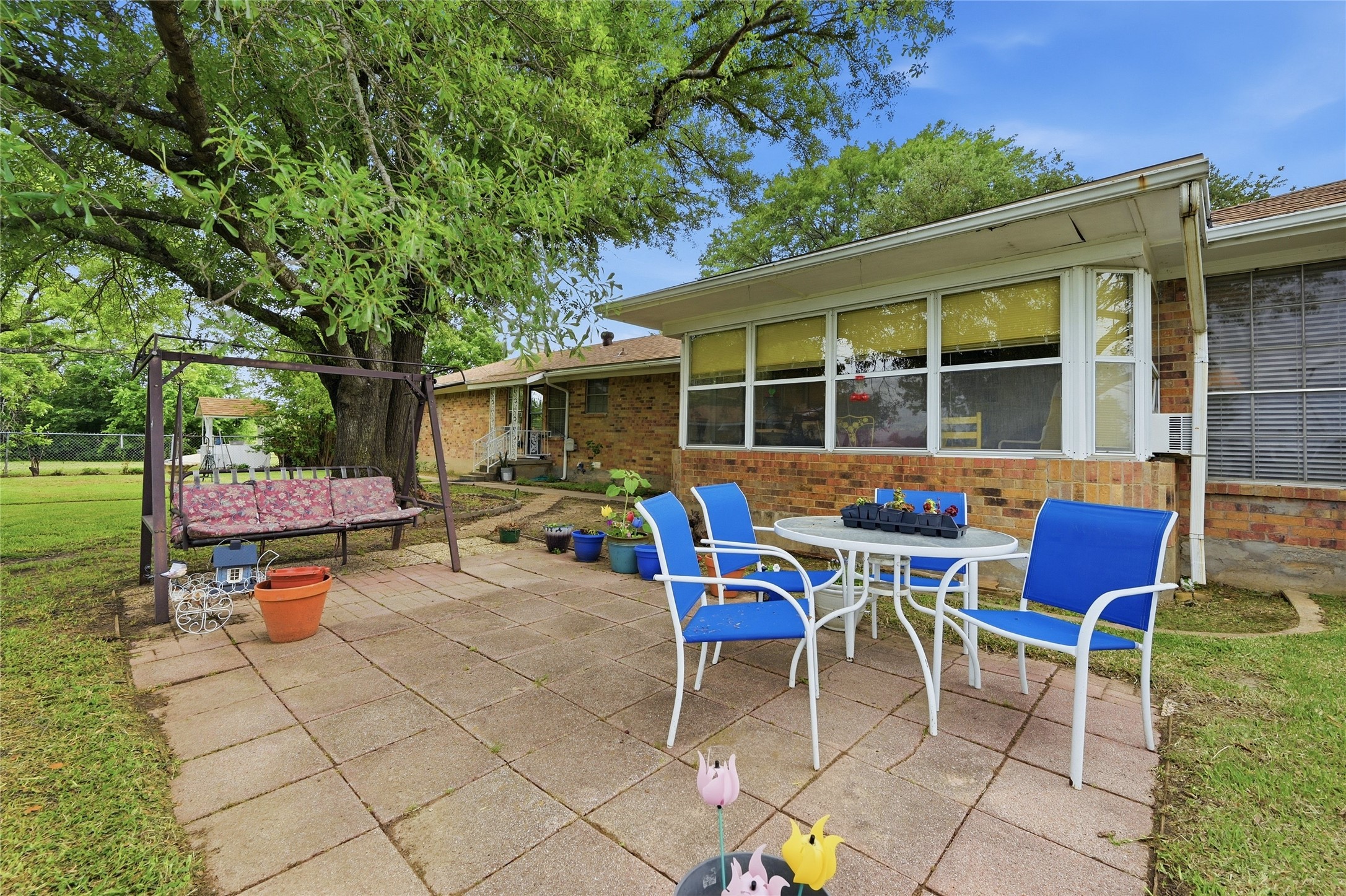 208 Cedar Street Ravenna TX 75476