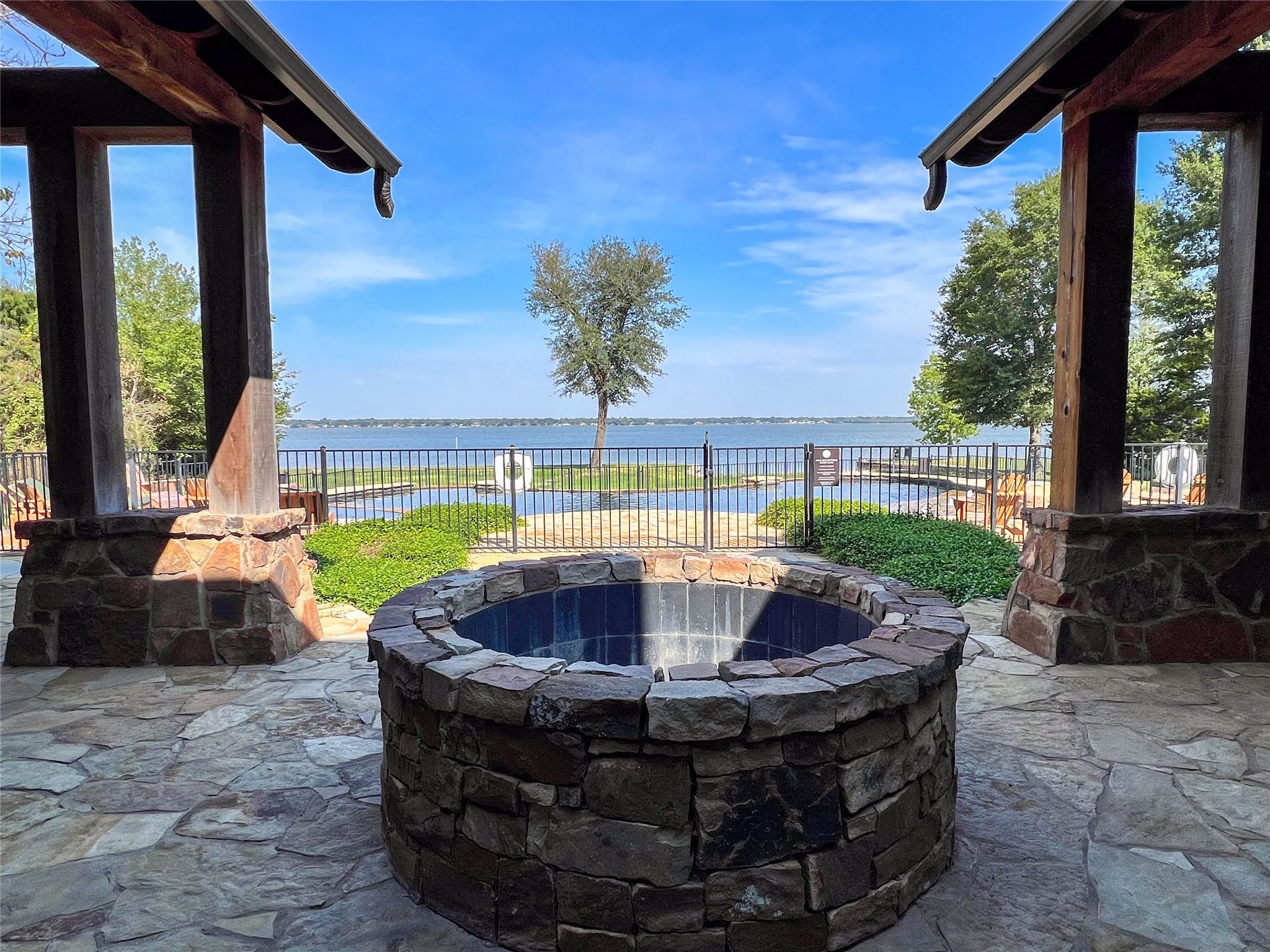 445 Sun Valley Mabank TX 75147