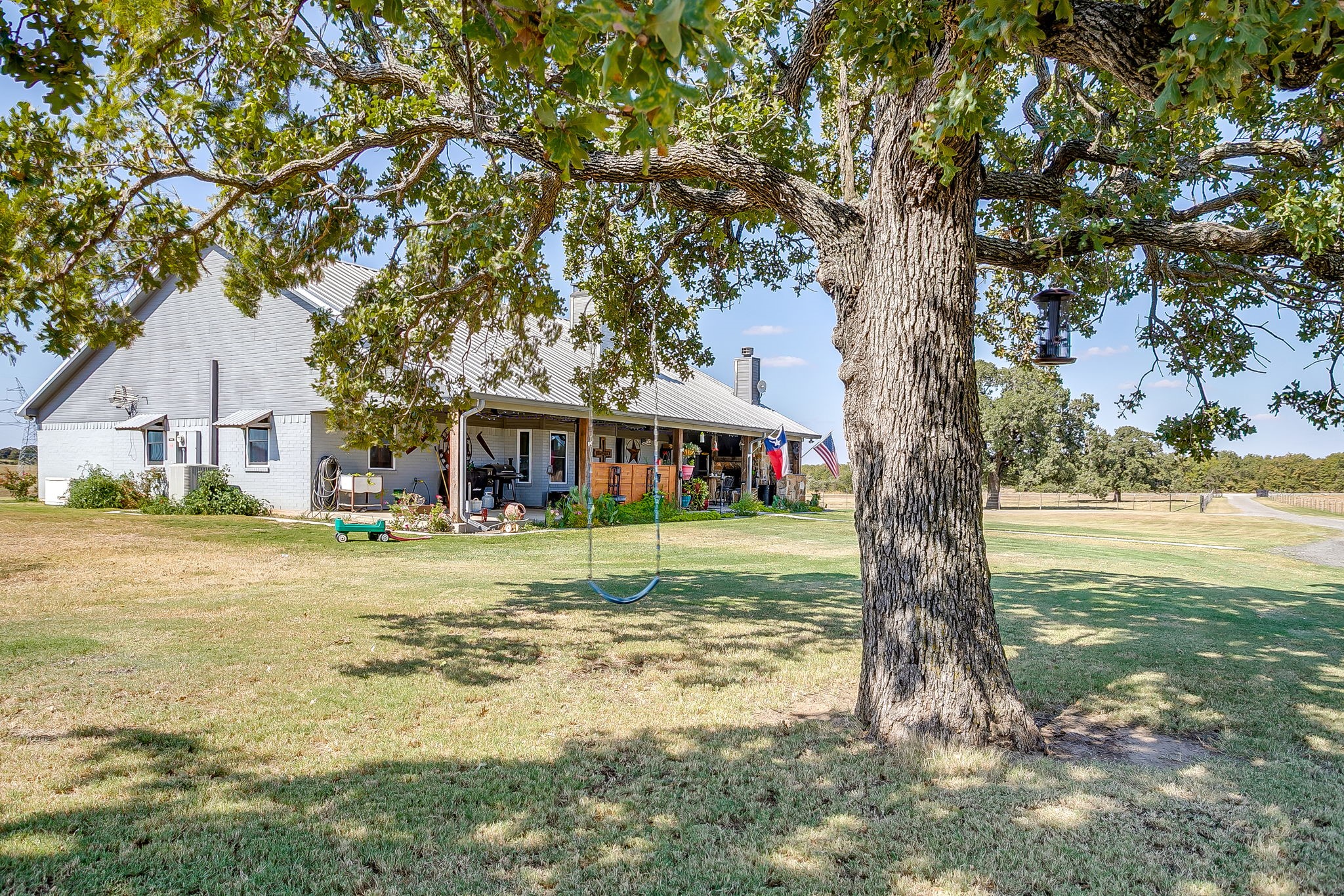 207 Trails End Poolville TX 76487