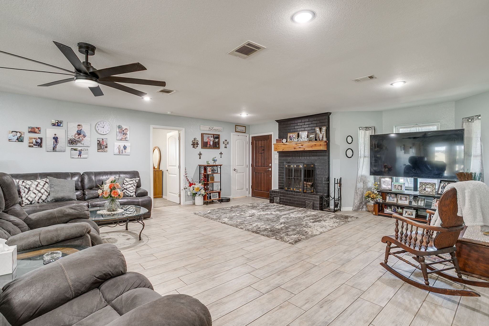 207 Trails End Poolville TX 76487