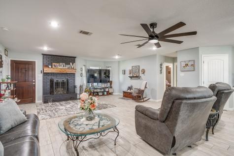 207 Trails End Poolville TX 76487